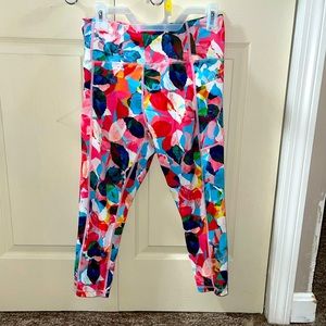 Women’s active wear compression crops